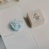 Artistic scented clove flower candle Mother's Day gift