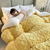 Elegant Quilted Weighted Blanket for Winter
