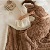 Warm Thick Lambswool Blanket – Stylish for Winter Evenings